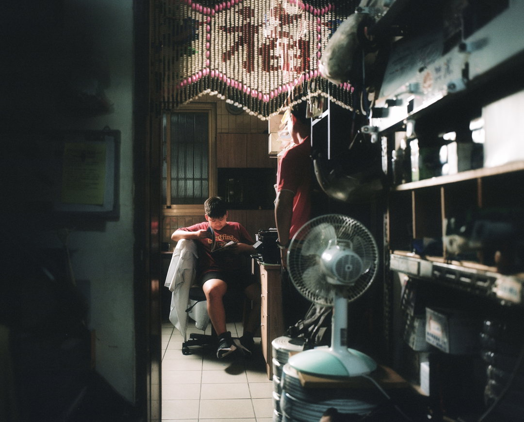Adam-Lin-Sonder-Photography-Project-itsnicethat-02.jpg