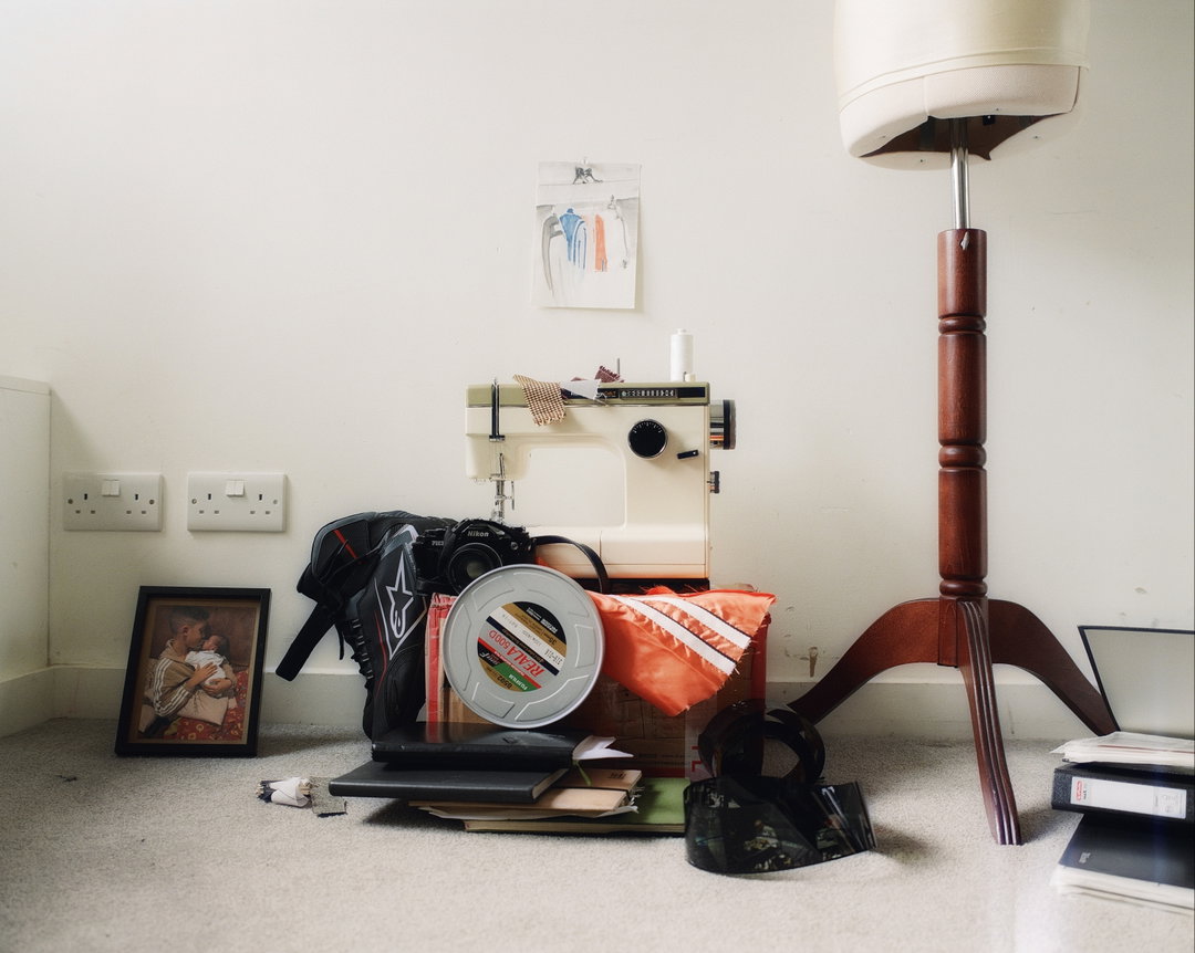 Adam-lin-juggling-lifes-threads-photography-itsnicethat-8.jpg