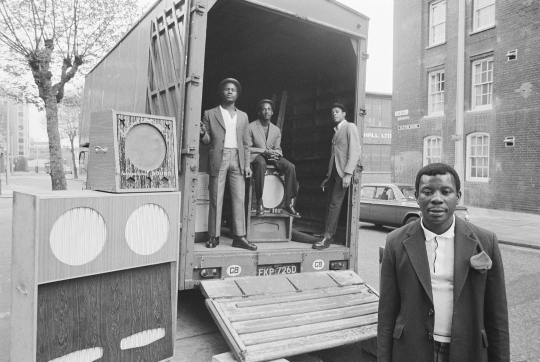 dennis-morris-music-and-life-pho-itsnicethat01
