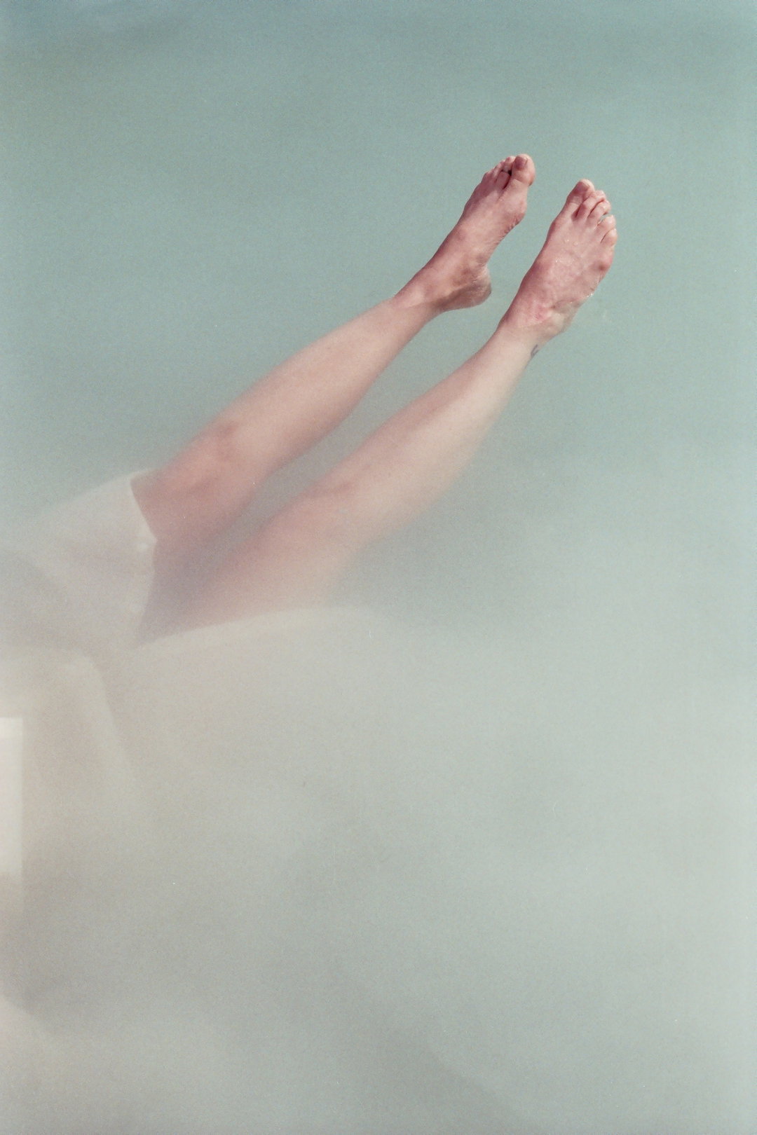 Agua-Denisse-Ariana-Perez-photography-work-itsnicethat-6.jpg