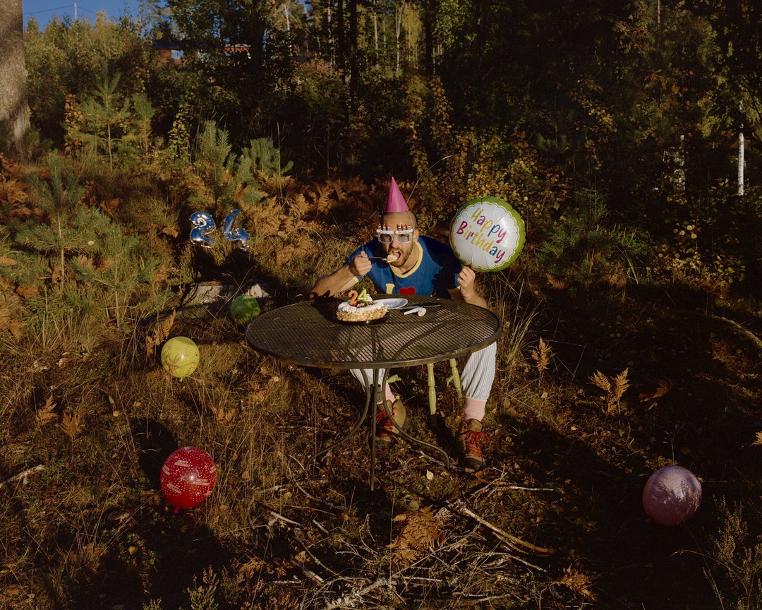 alfie-whiteman-a-loan-photography-itsnicethat07