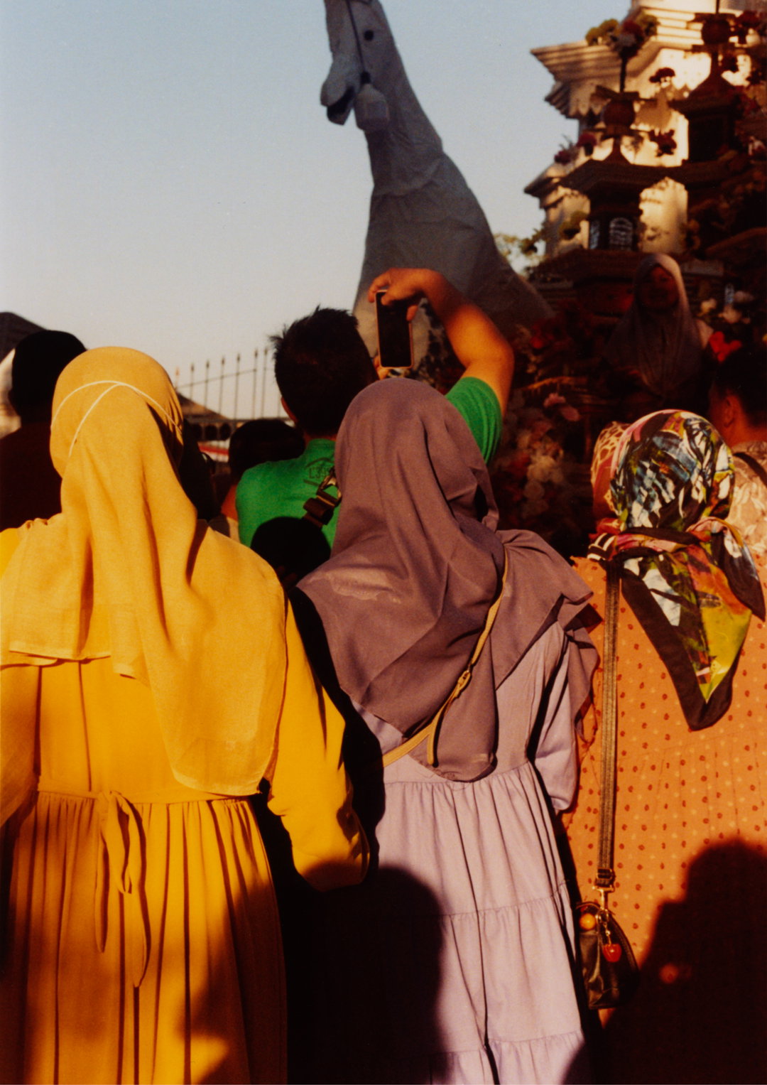 farid-renais-ghimas-gngan-angan-project-itsnicethat02