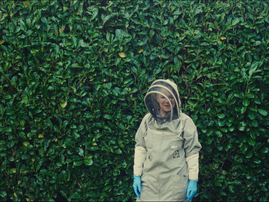 Freefall-Aria-Shahrokhshahi-film-itsnicethat-03
