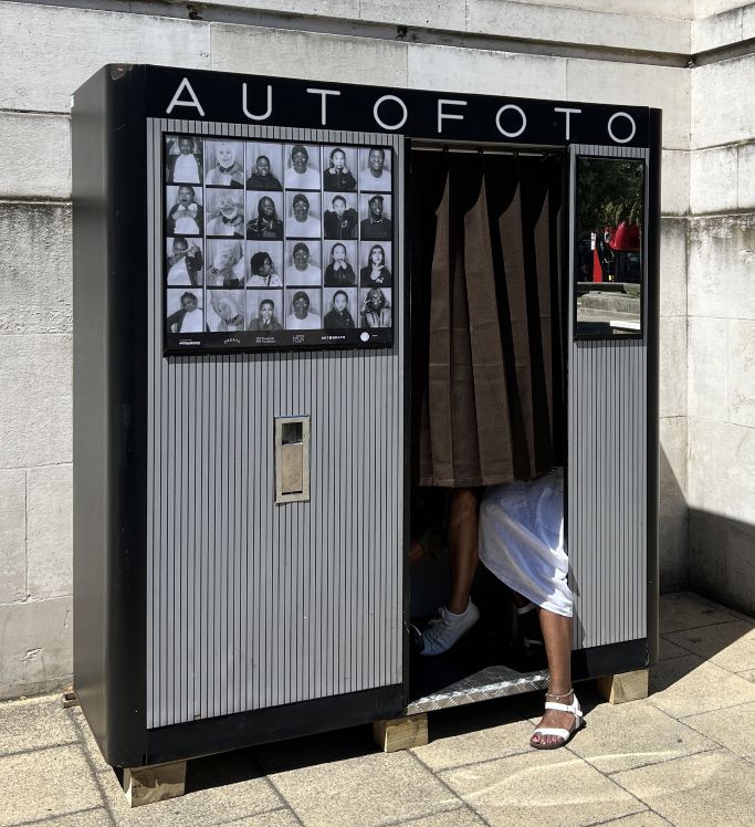 autofoto-tgp-strike-a-pose-exhibition-spotlight-itsnicethat-07