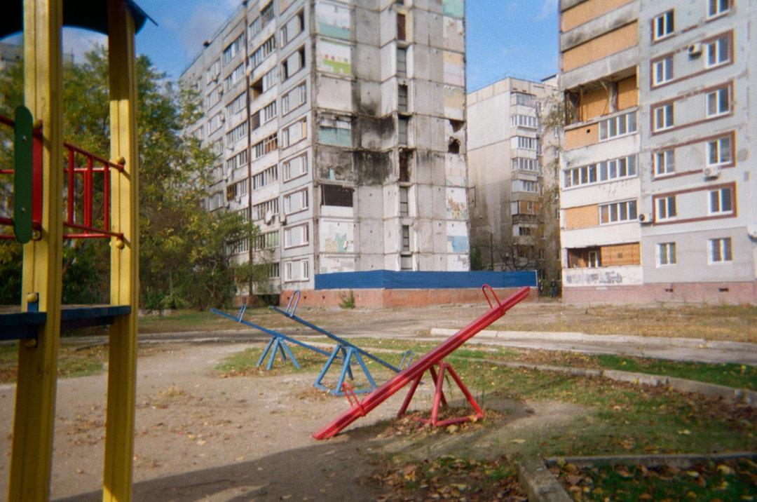 behind-blue-eyes-photography-itsnicethat-02