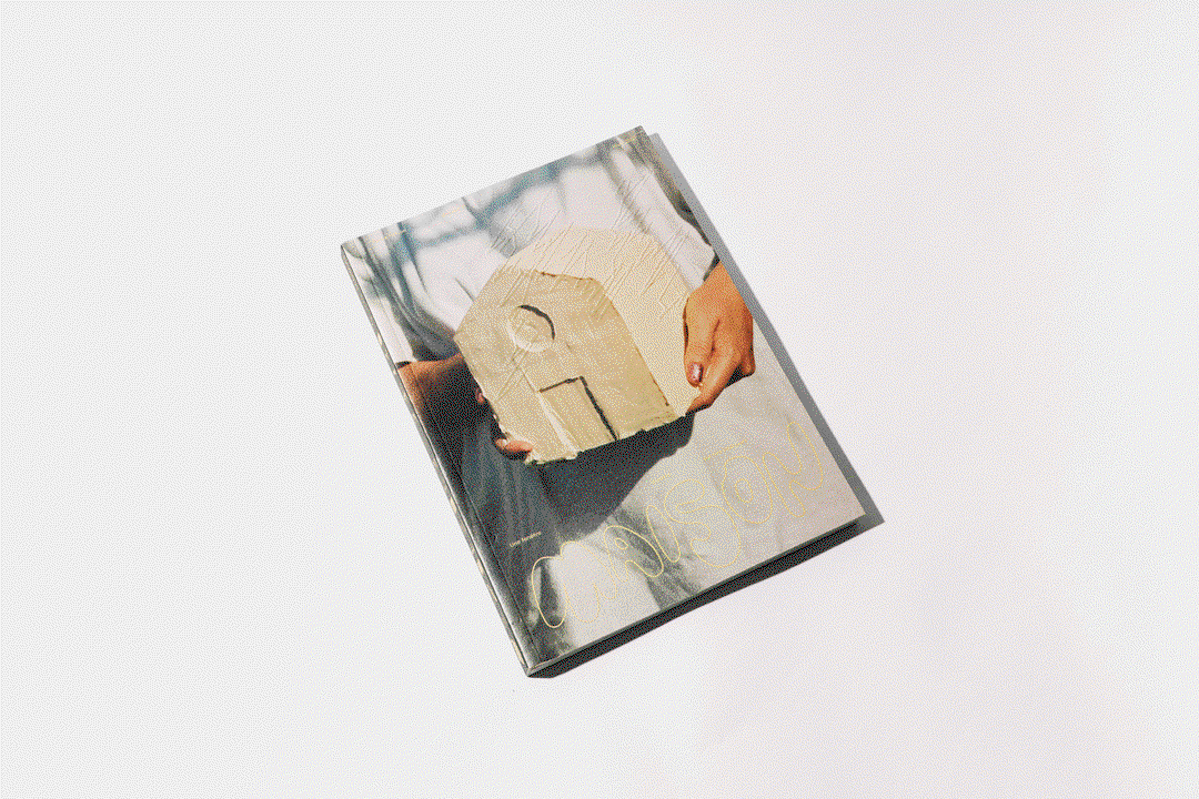 Marion-Denoual-revue_maison-graphic-design-itsnicethat-11