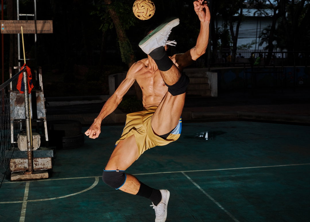 CaitOppermann-Takraw-Photography-itsnicethat-13.jpg