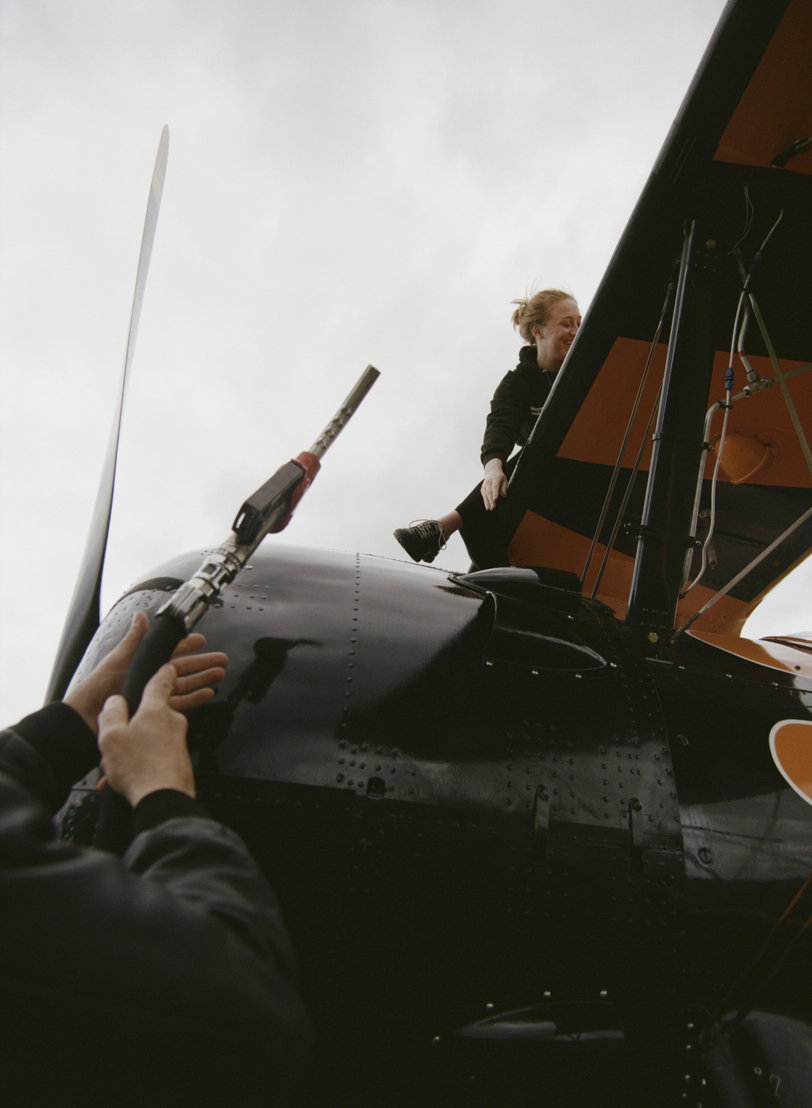 Casey-Steffens-WingWalkers-Itsnicethat-19.jpg