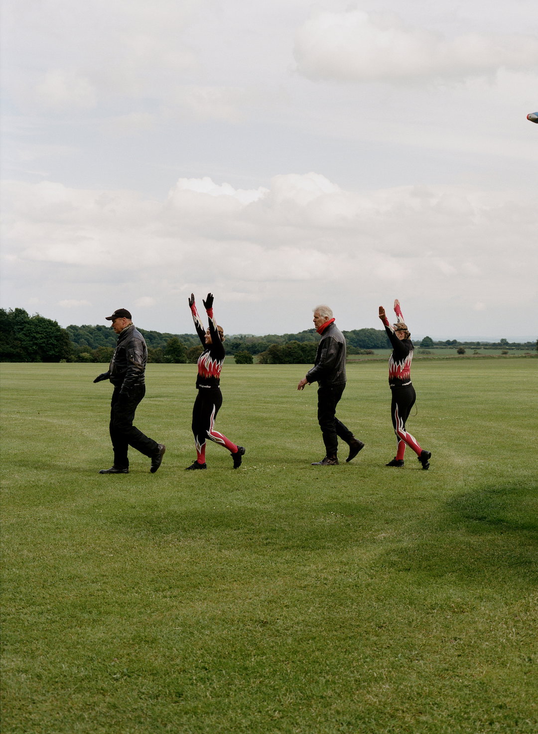 Casey-Steffens-WingWalkers-Itsnicethat-4.jpg