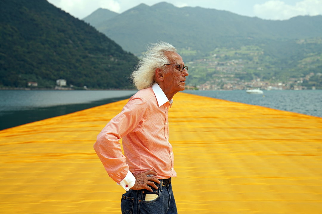 Christo at The Floating Piers_Wolfgang Volz_art_itsnicethat.jpg