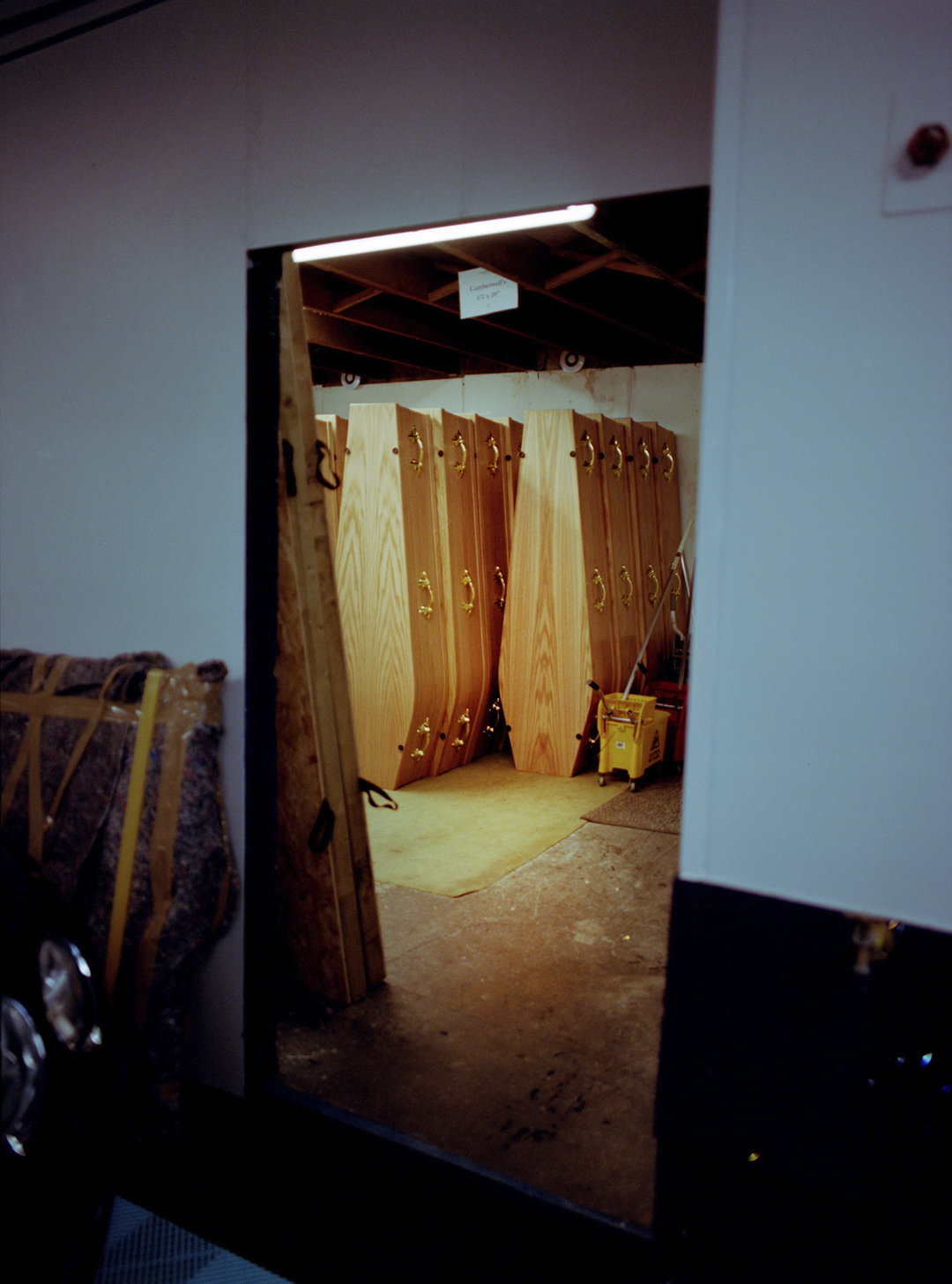 megan-eagles-last-offices-photography-itsnicethat-06