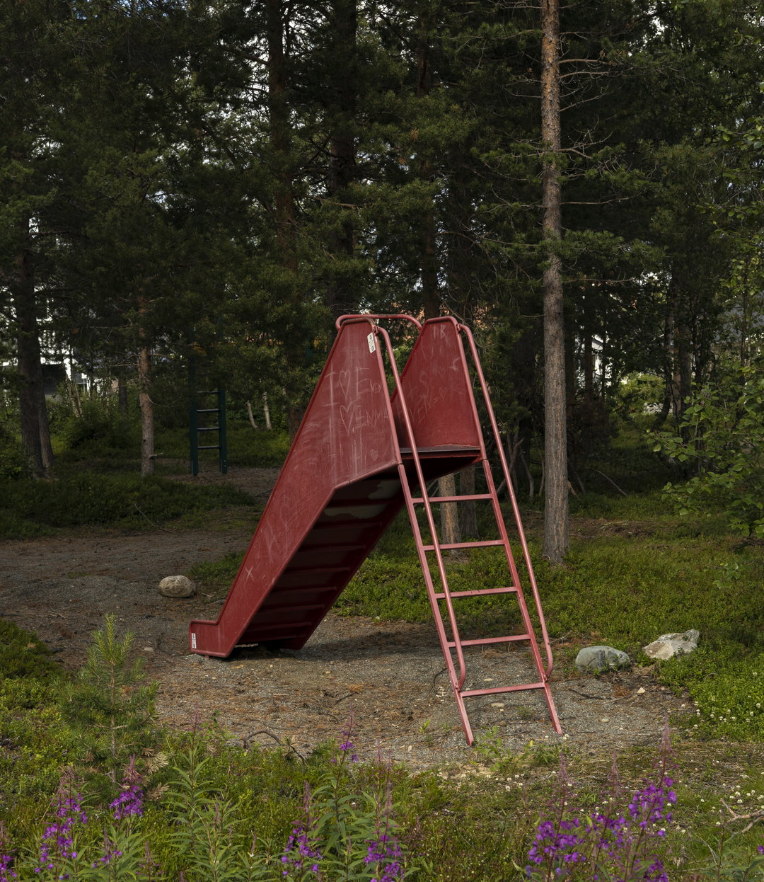 lakshan-dharmapryia-pho-itsnicethat03