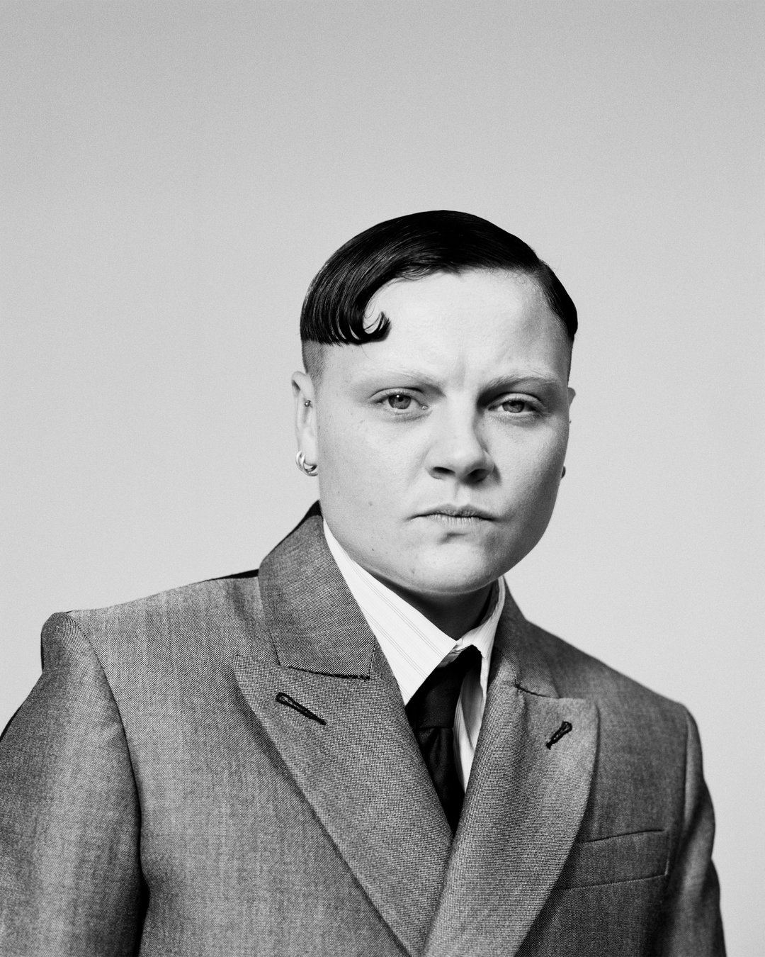 lydia-garnett-close-shave-pho-itsnicethat01
