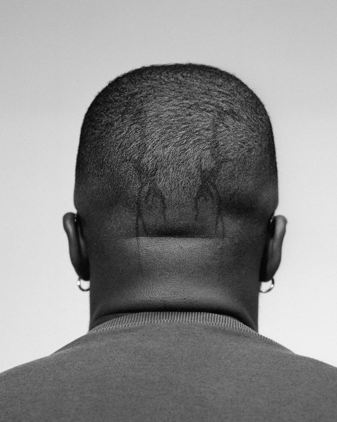 lydia-garnett-close-shave-pho-itsnicethat04