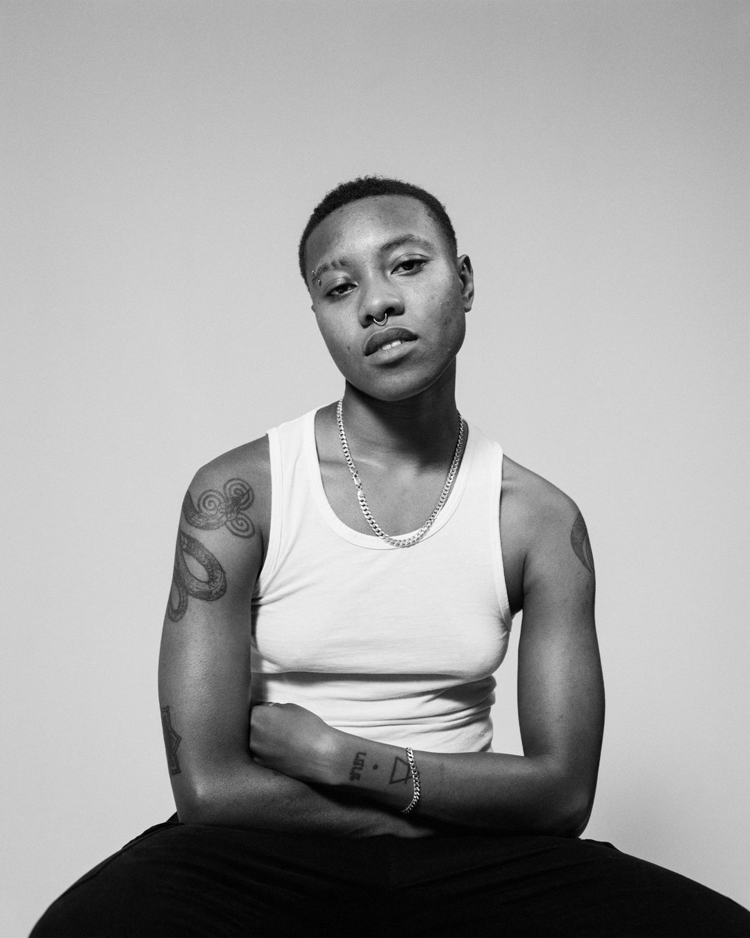 lydia-garnett-close-shave-pho-itsnicethat10