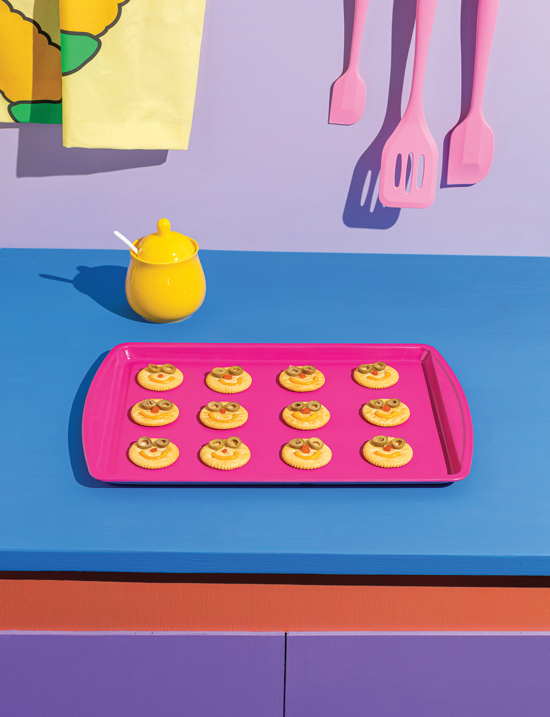 CulinaryCulture_ItsNiceThat-SimpsonsCookbook_IMG04.png