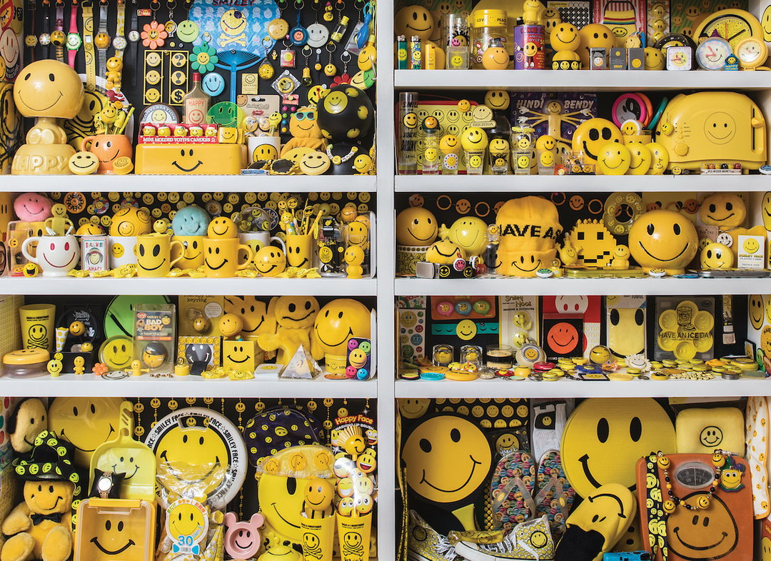 DB Burkeman Rich Browd_The Sm;)e Book_fatboy slim_publication itsnicethat.jpg