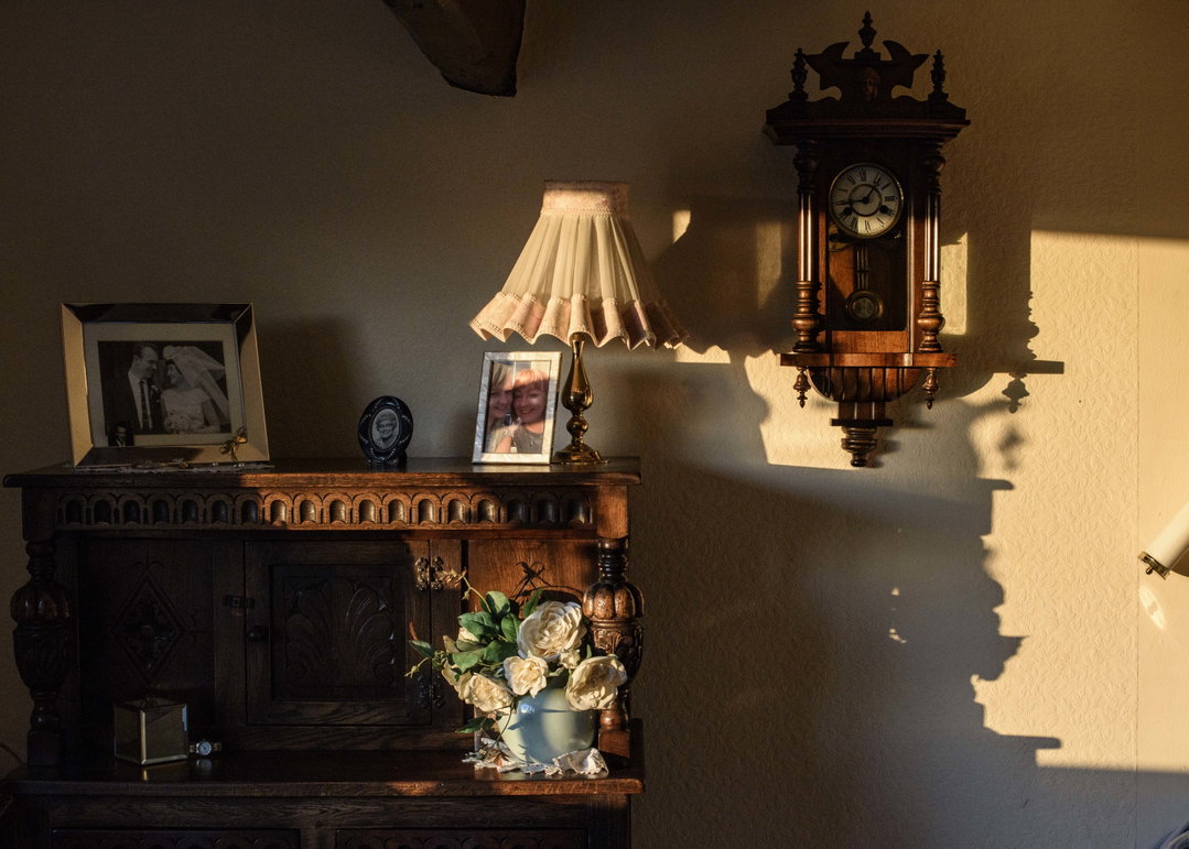 AliceDempsey-Goodnightgodbless-photography-itsnicethat-16