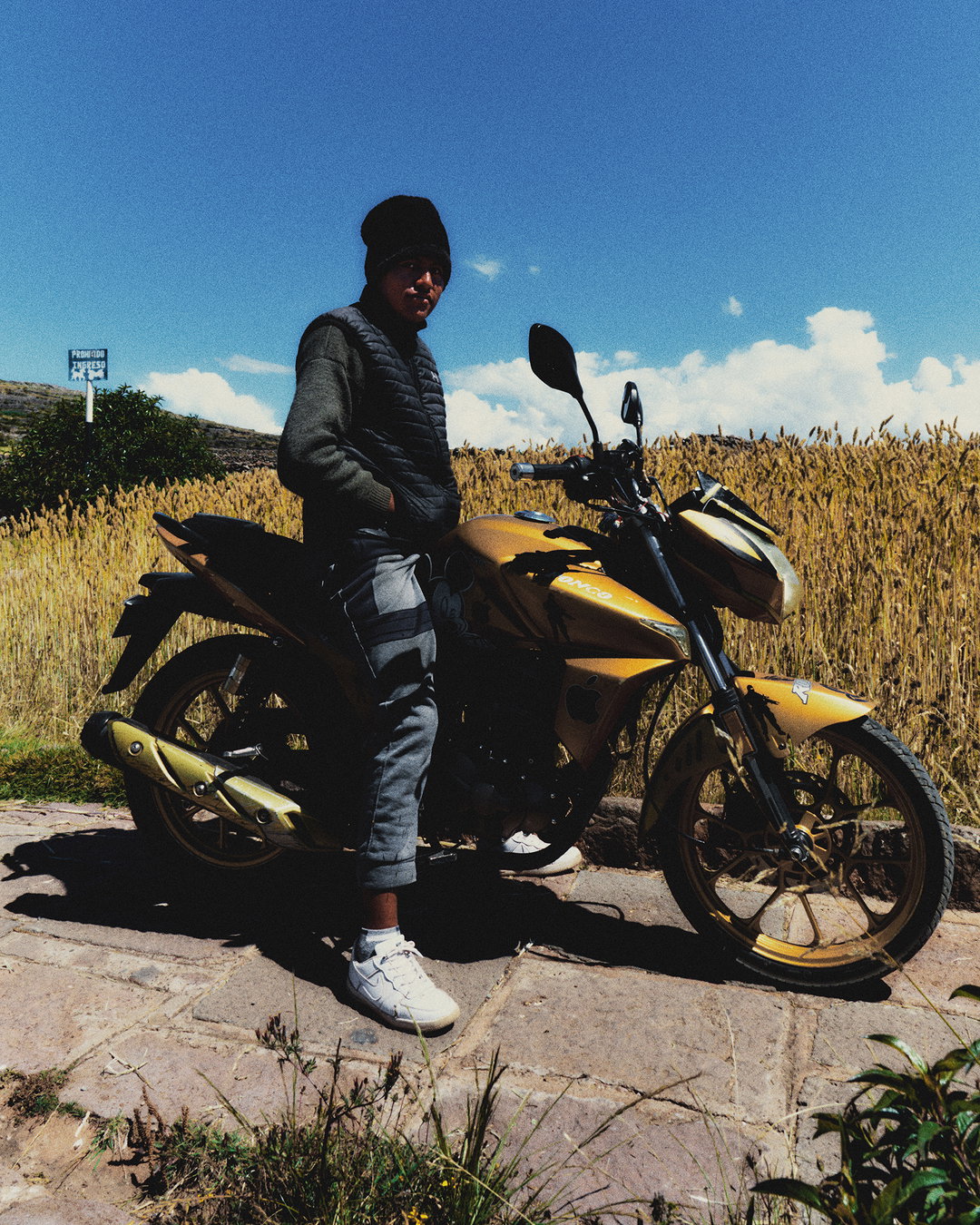 Diego-Bendezu-Photography-Project-itsnicethat4.jpg