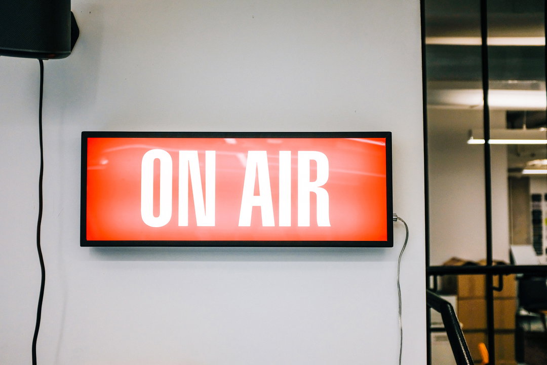 DixonBaxi_On_Air_itsnicethat.jpg