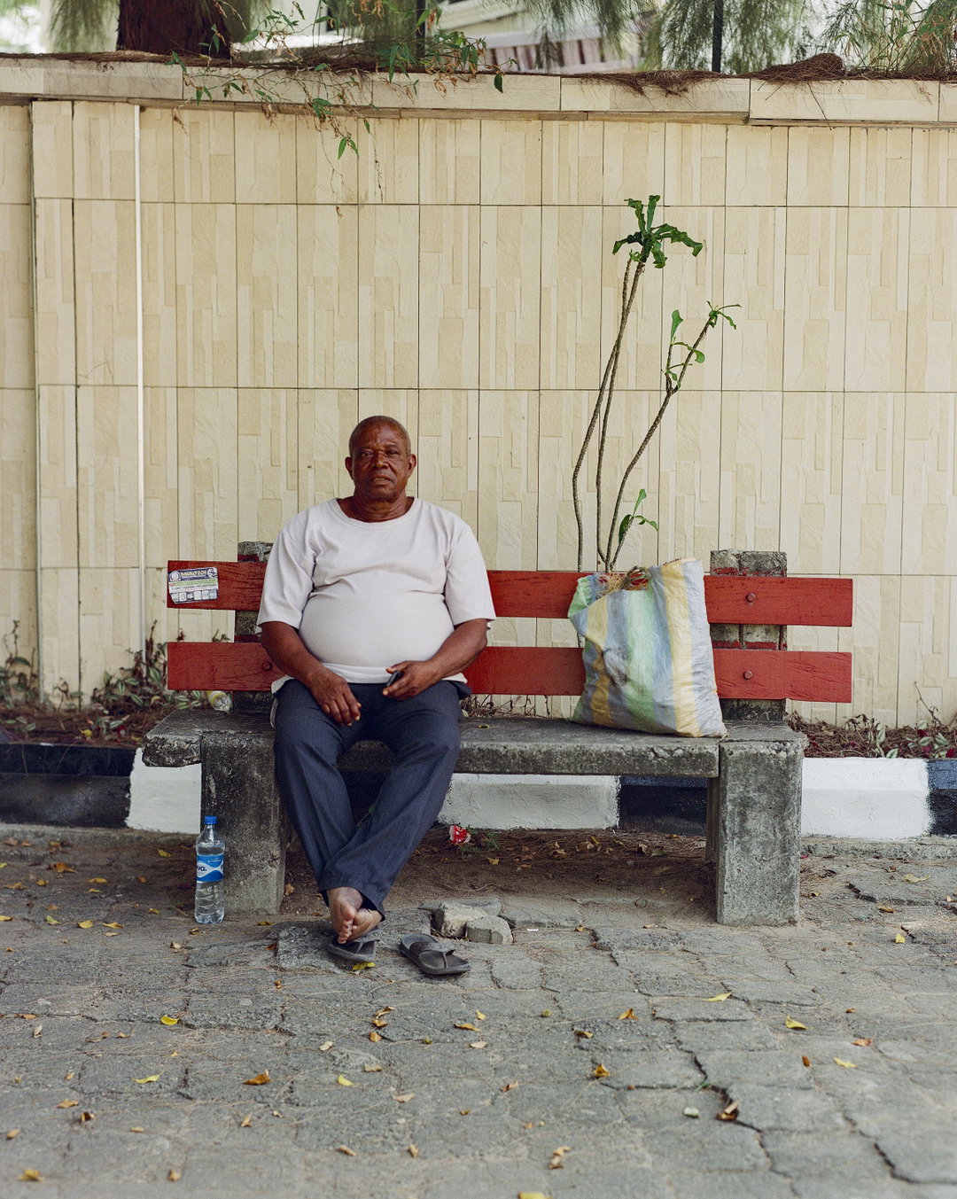 Ollie-Babajide-Tikare-Èkó-itsnicethat-03