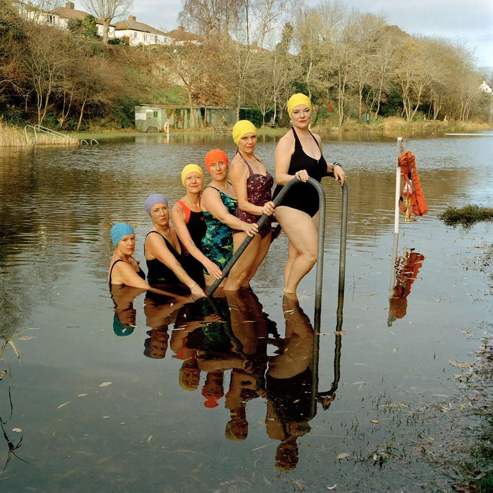 EvaWatkins-Ladder-SynchronisedSwimming-Photography-itsnicethat.jpg