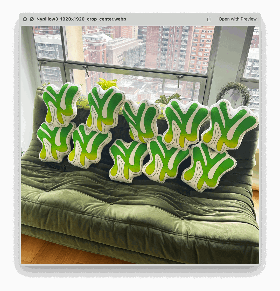 Federico Paviani - Miilkiina - Original Rose pillows 2 (Miilkiina © 2021) .png