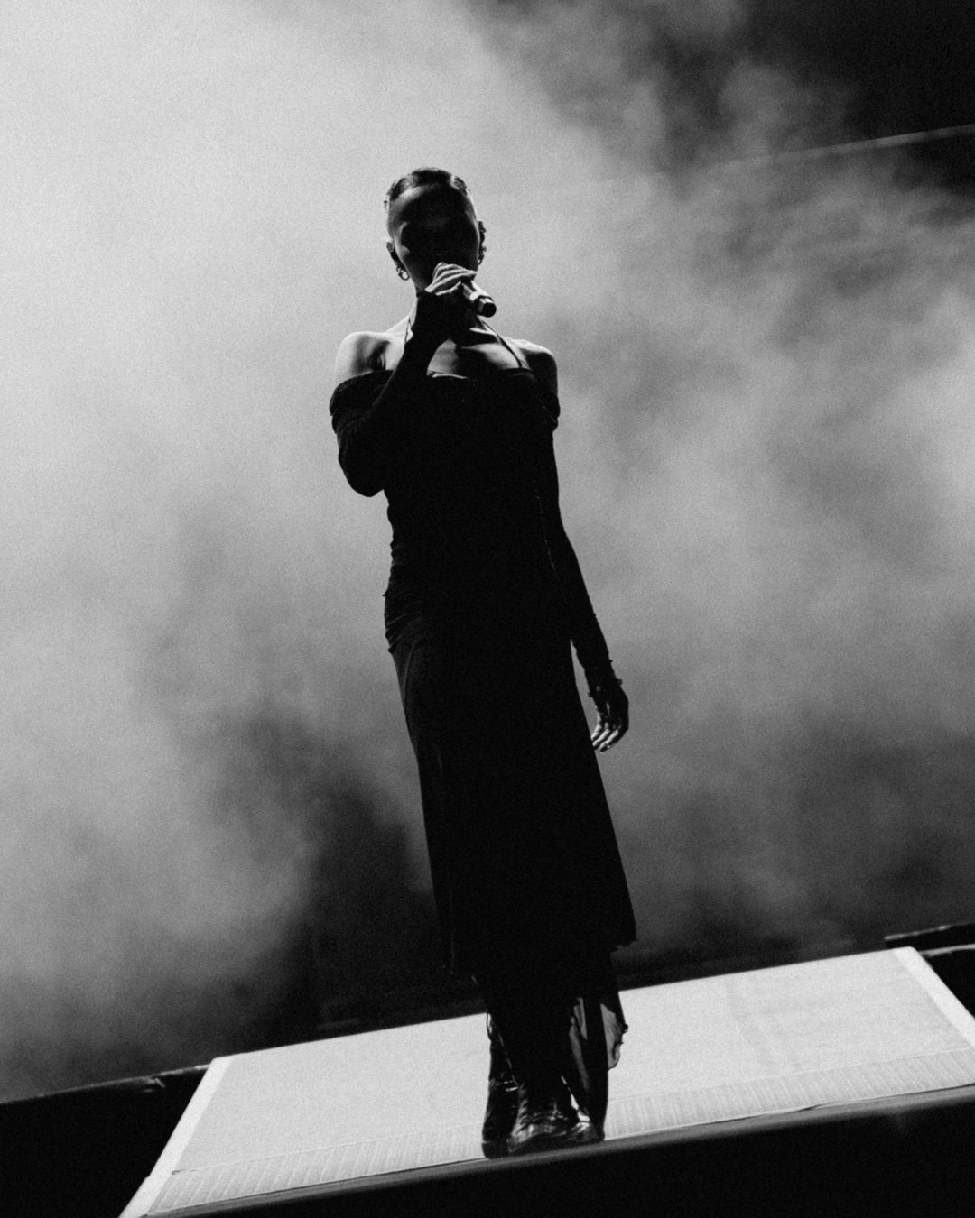 Deepak-Panglia-flow-festival-fka-twigs-itsnicethat-01
