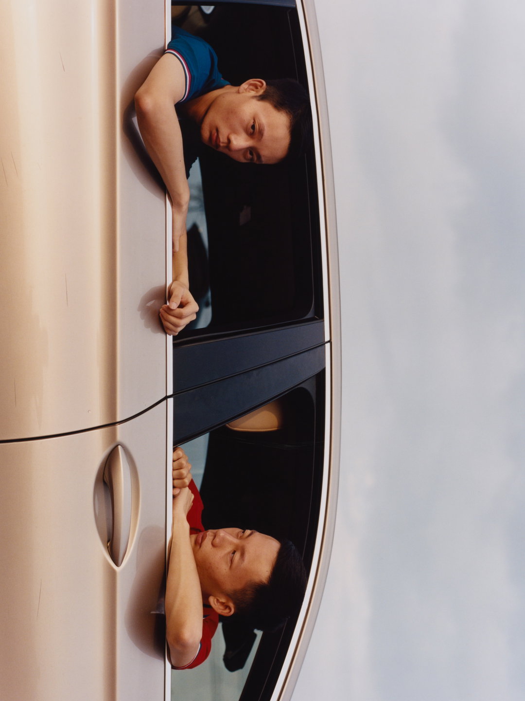 GregLinJiajie-LongyanBoysSeriesTwo-features-itsnicethat-photography-15.jpg