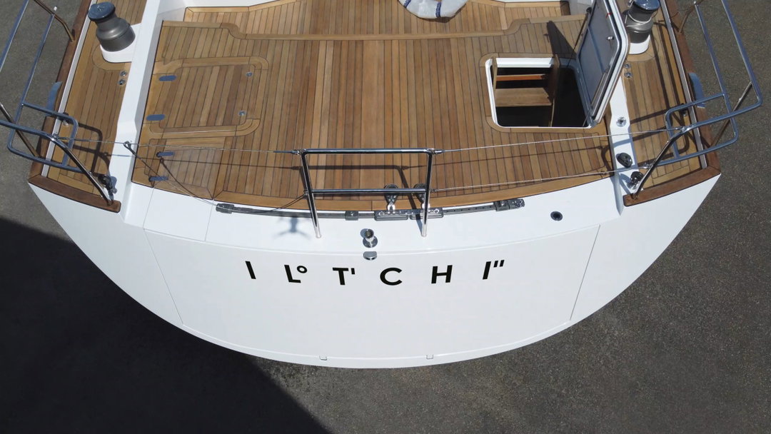SaschaLobe-KimberleyLloyd-IltchiYachting-Branding-itsnicethat3.png