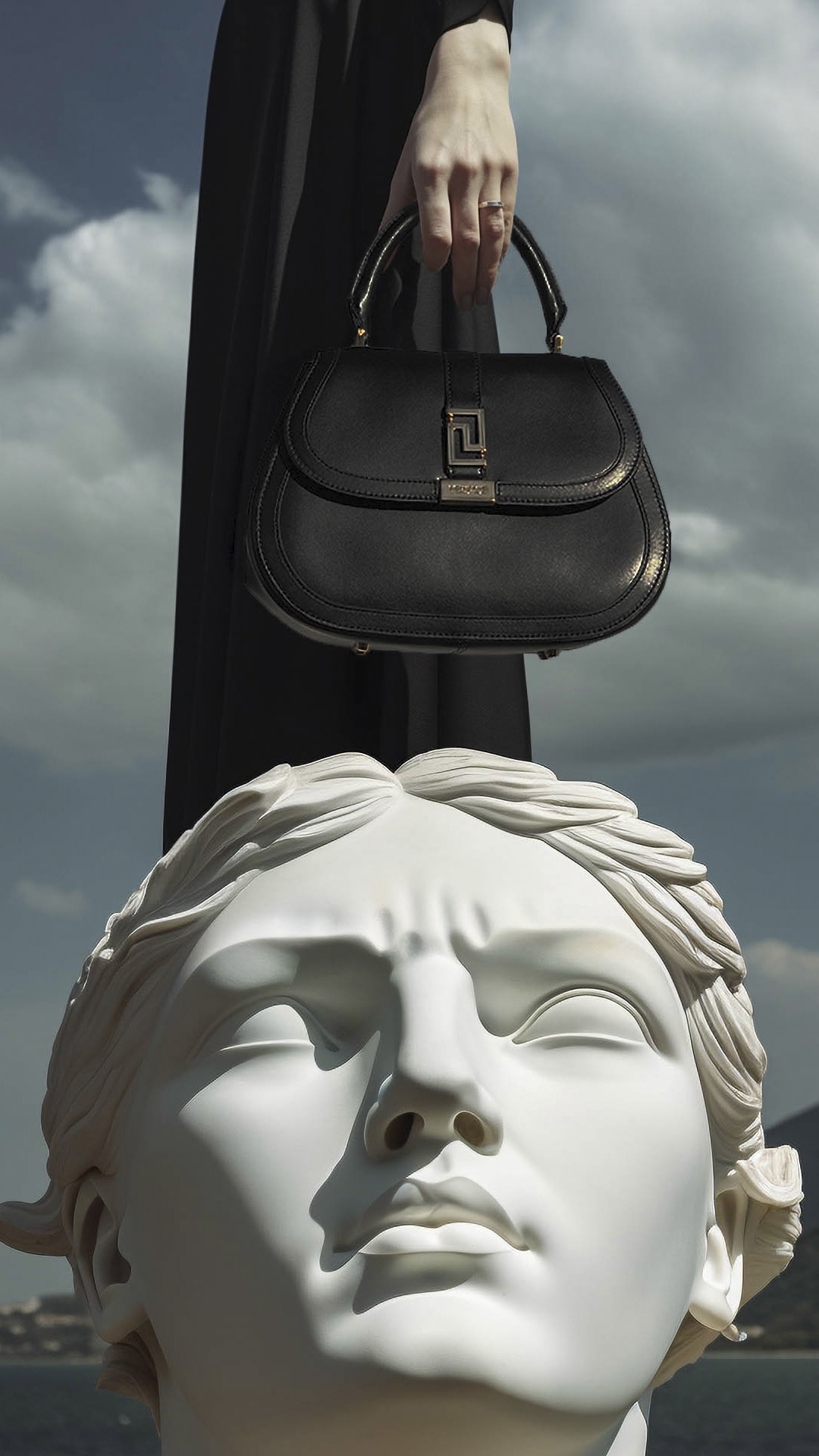 Isabelita Virtual “Contemporary Muses” for Versace. Greca Bag campaign, by Isabel Martínez (Isabelita Virtual), Director of the Master_s Programme.jpg