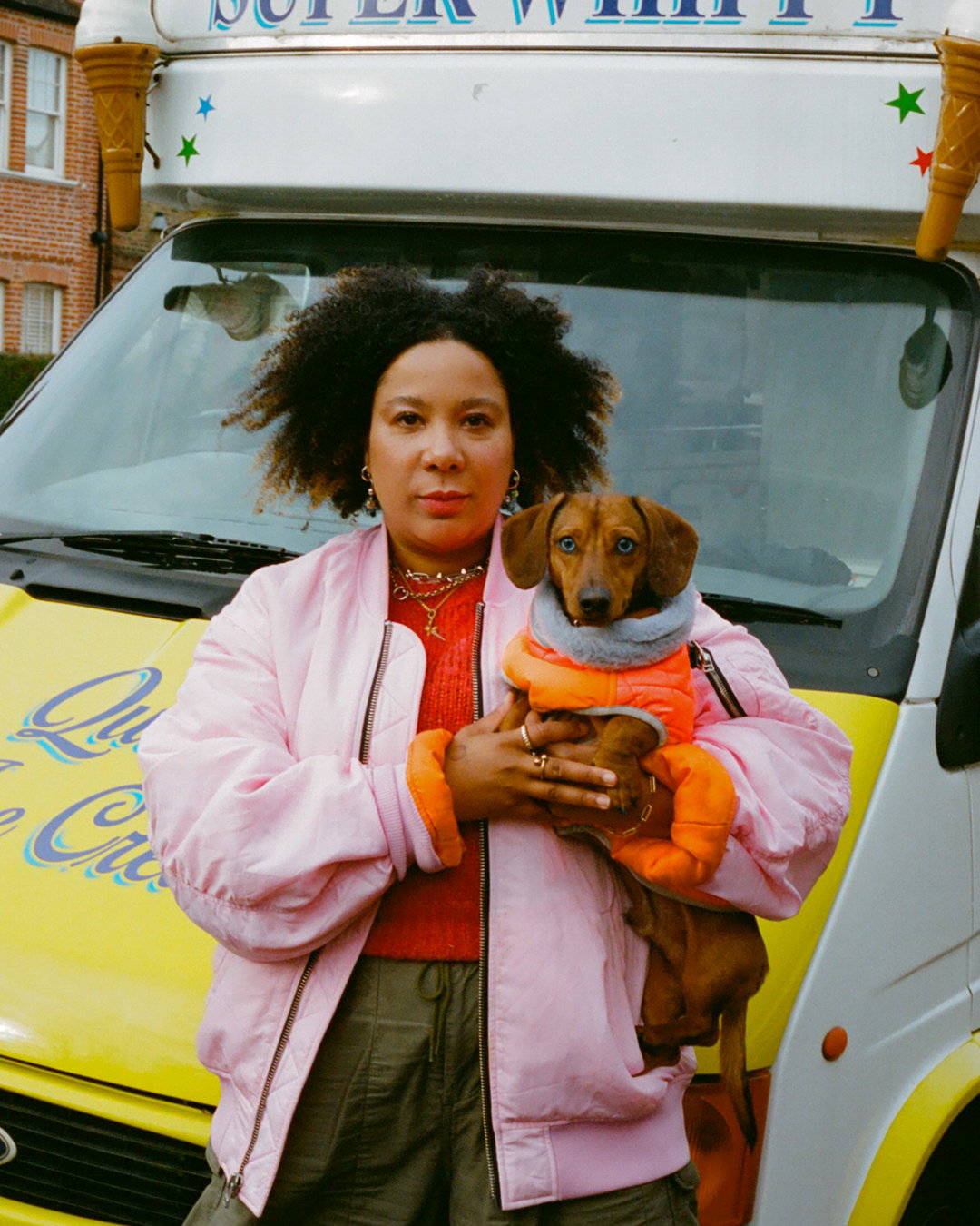 Nessie-Appleton-dogsandtheirdykes-pho-itsnicethat-03