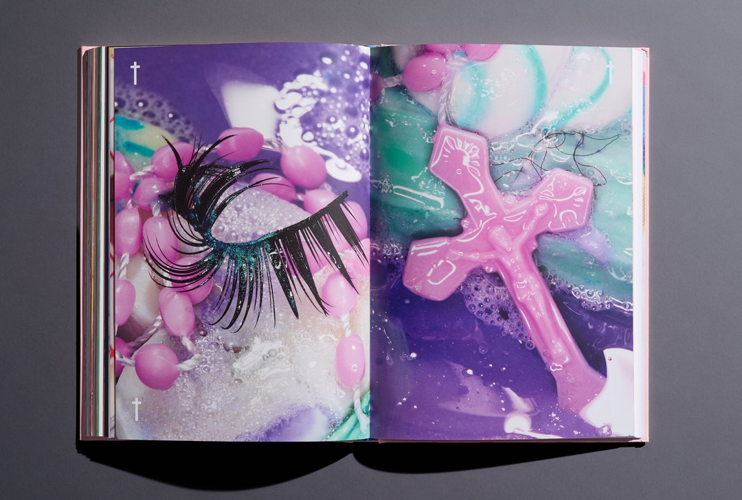 Stephanie-McArdle-Jabón-publication-project-itsnicethat-06