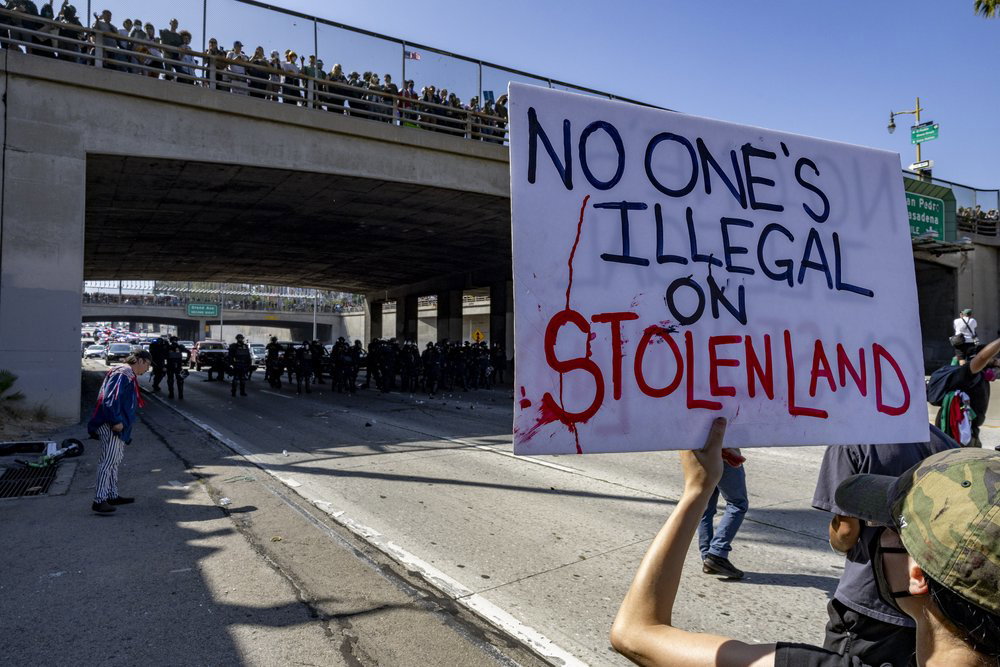 Jake_Crandall_NEWS_ICE_Protest_Day3-8371.jpg