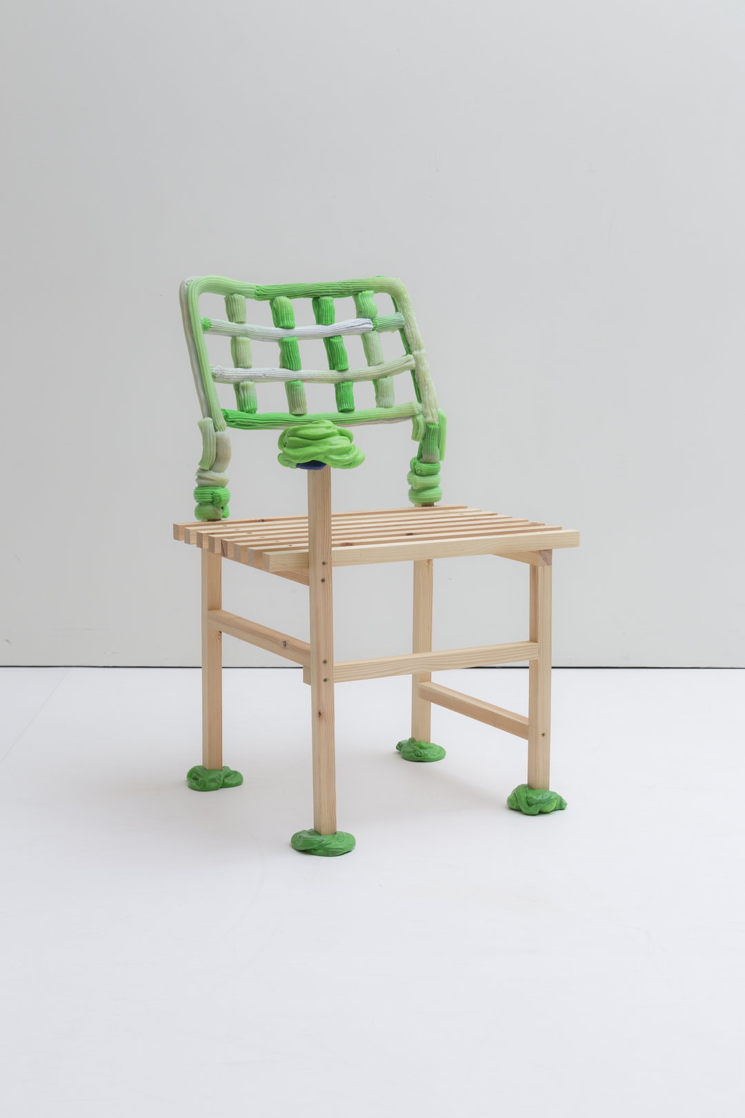 19Chairs-JamesShaw-ProductDesign-itsnicethat.jpg