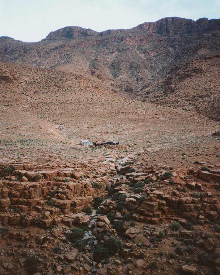 JoshuaJSneade-Nomads-Photography-itsnicethat-02.jpg