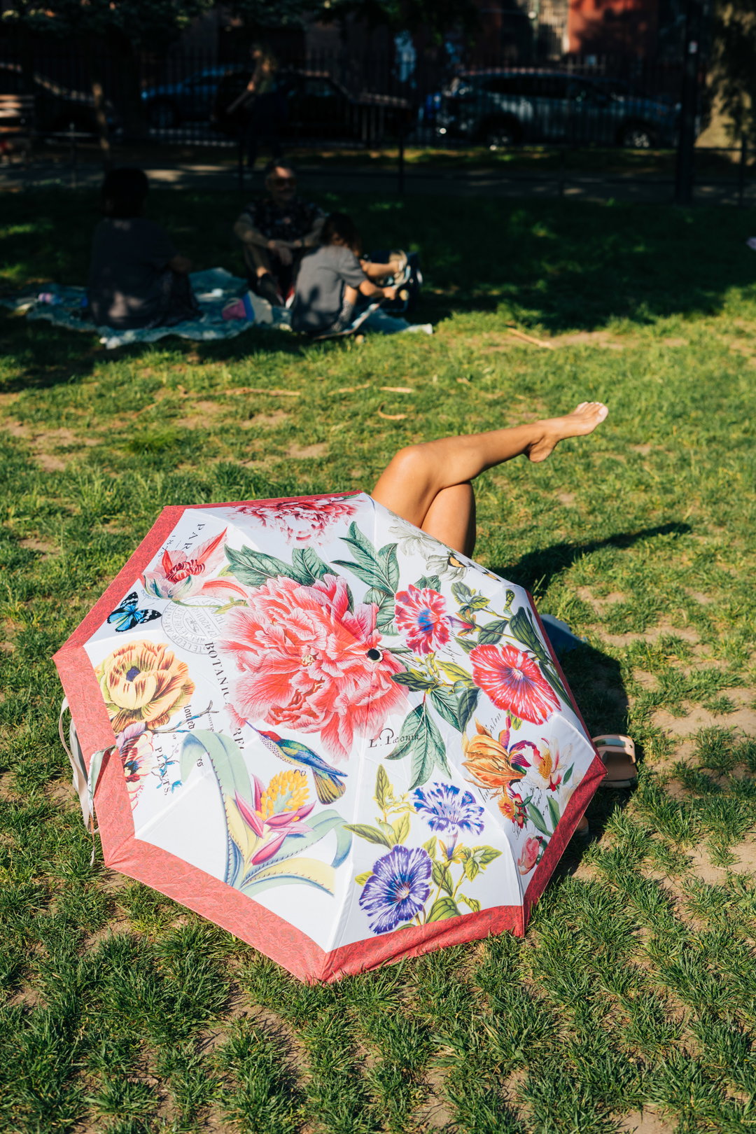 Jutharat Pinyodoonyachet, Umbrella (Copyright © Jutharat Pinyodoonyachet, 2021).JPG