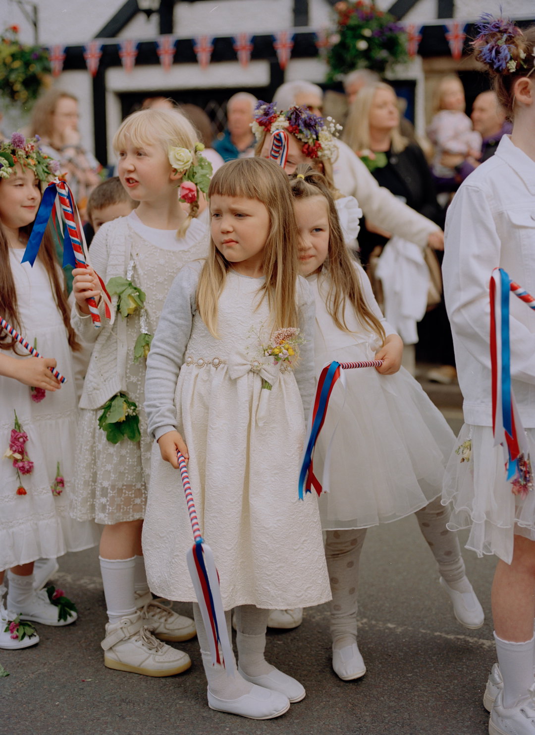 lauren-maccabee-garland-day-pho-itsnicethat11