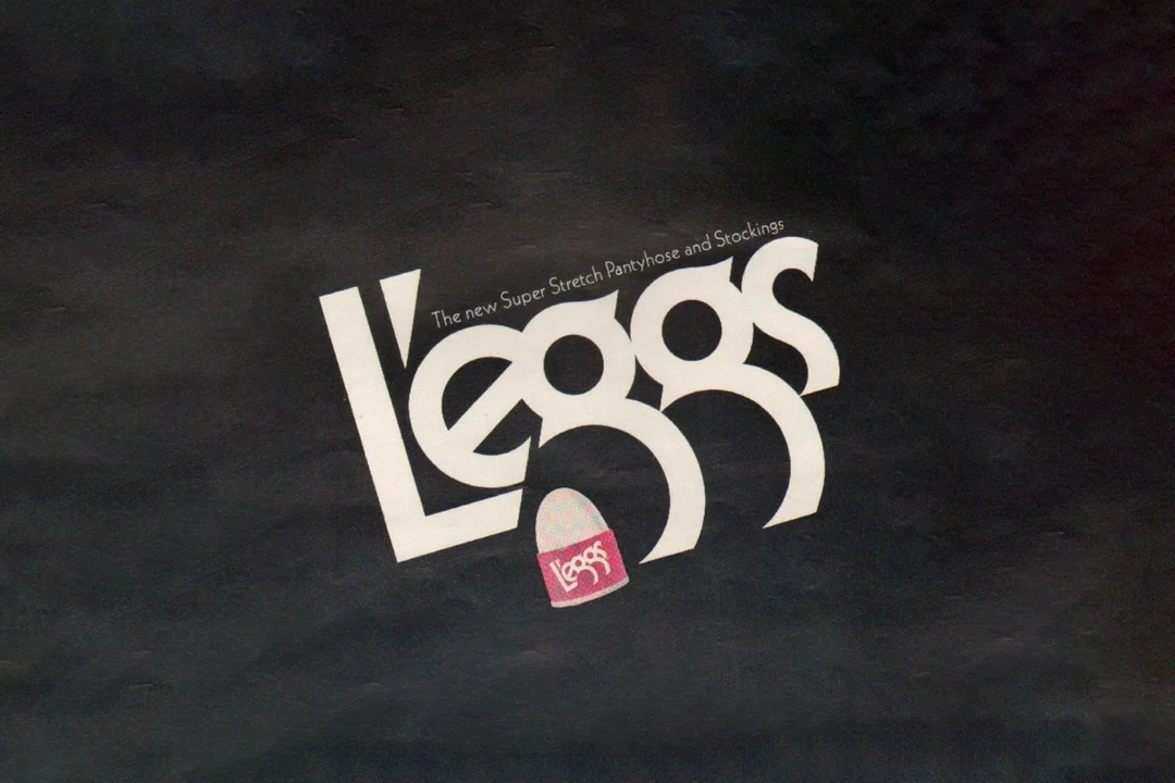 L’eggs (Copyright © Herb Lubalin Associates, 1971).webp