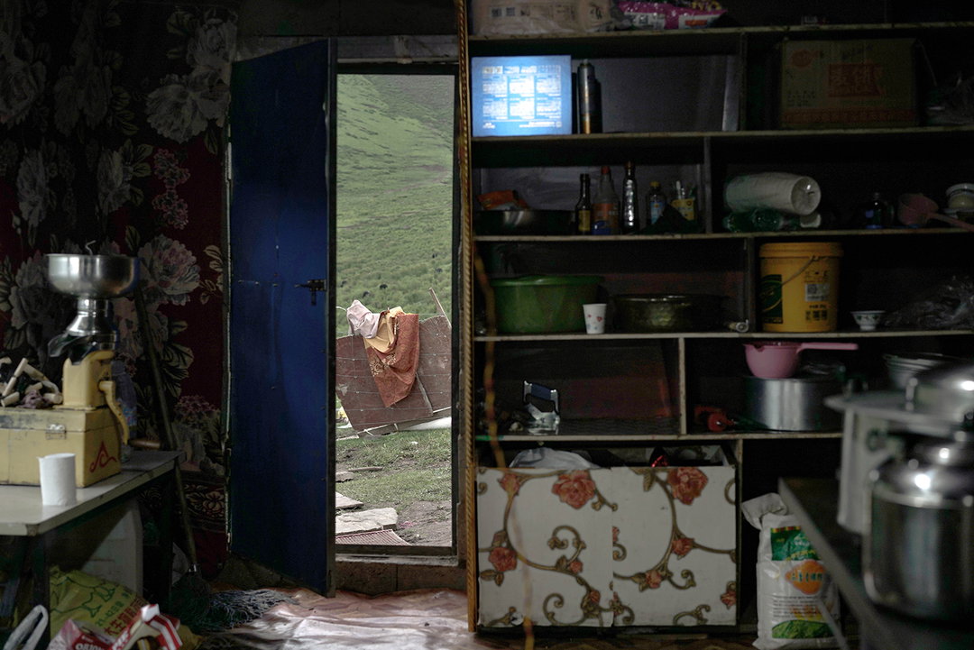 Liling Cui living_room02.jpg