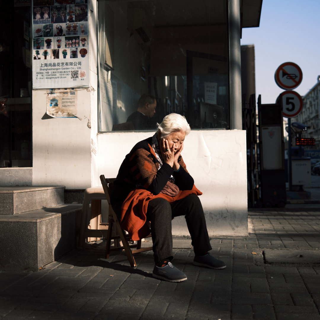 johnny-man-pho-itsnicethat04