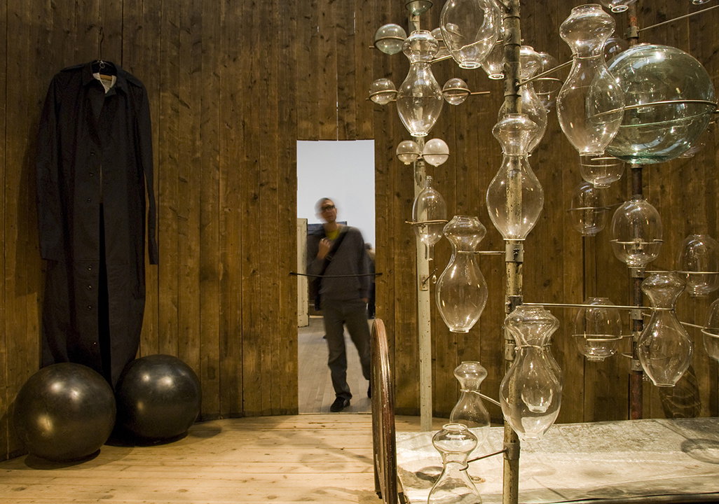frances-morris-in-conversation-art-itsnicethat-05