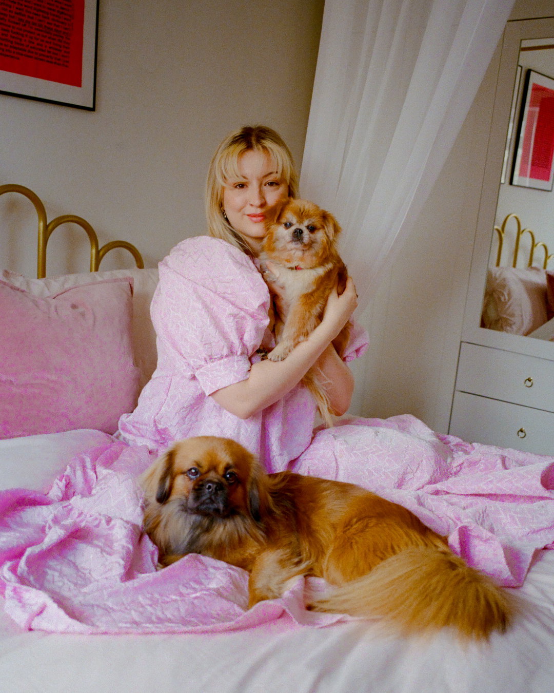 Nessie-Appleton-dogsandtheirdykes-pho-itsnicethat-06
