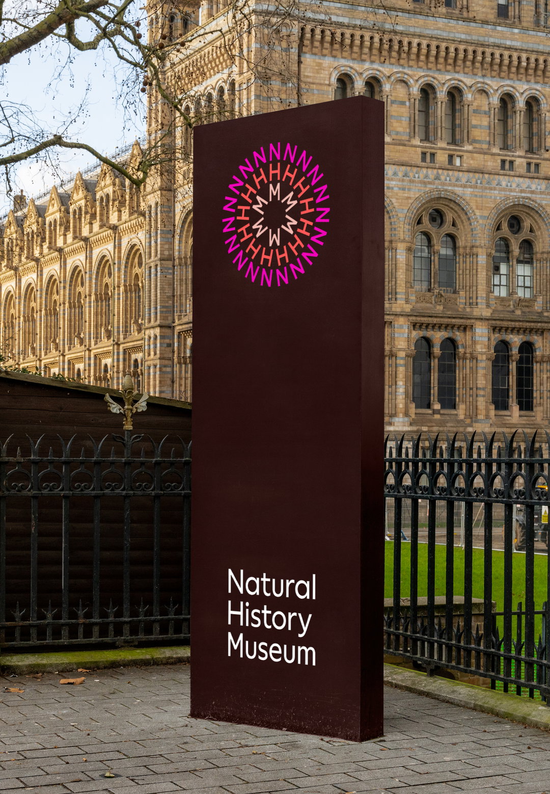 nhm-rebrand-pentagram-nomad-itsnicethat08