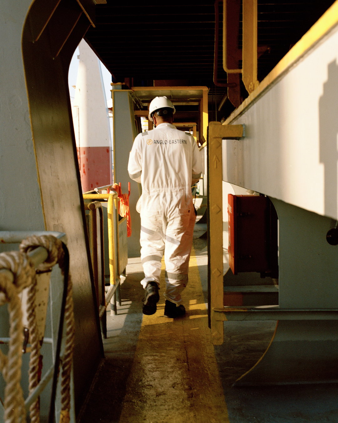 max-lancaster-life-between-ports-pho-itsnicethat04