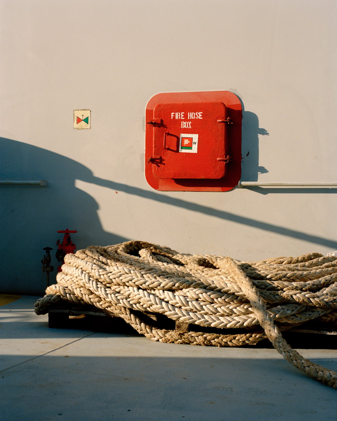 max-lancaster-life-between-ports-pho-itsnicethat03