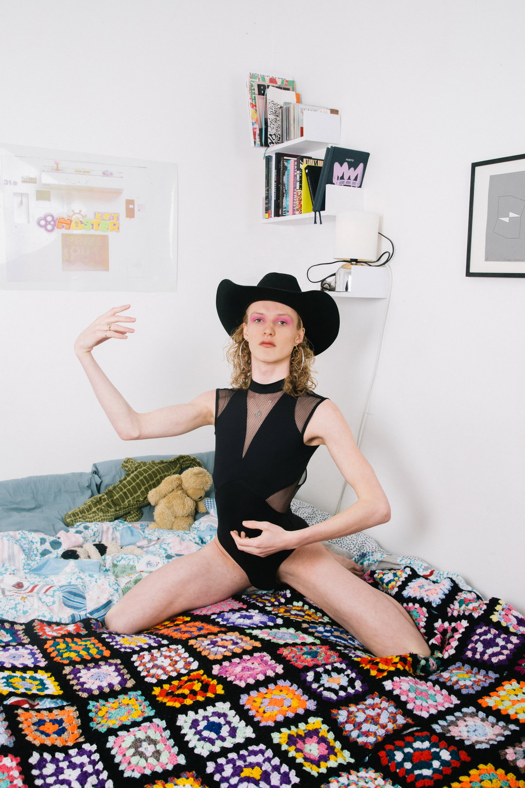 anna-rose-mcchesney-to-be-adorned-pho-itsnicethat14
