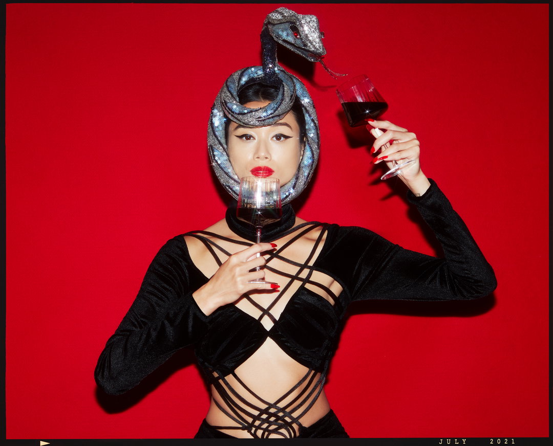 Pasqua x Plastik ©  by Eli Rezkallah, courtesy of Plastik Studios 2021 07 Mai dire mai amarone pic 01 .jpg
