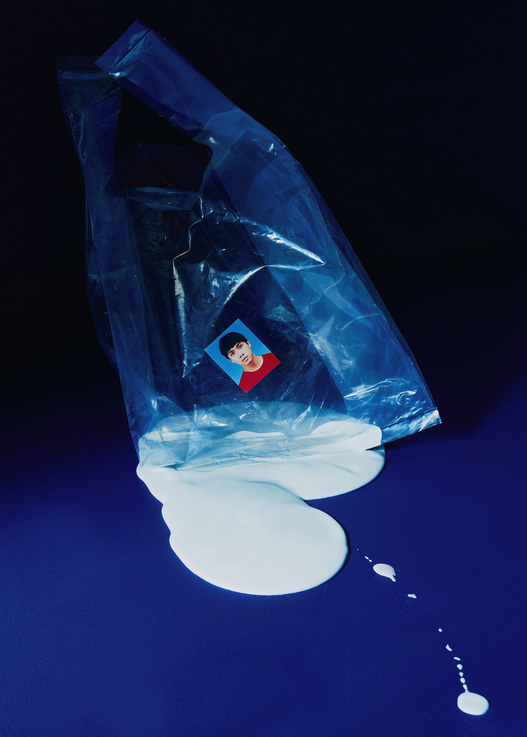 ThreadOfInspiration-PuzzleManLeung-Photography-Plastic.jpg
