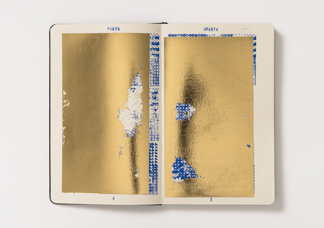 R2. Two Pages #19 Porto (Copyright R2, 2016).jpg